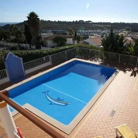 Ferienhaus Juniper Fenced Pool Spacious House *