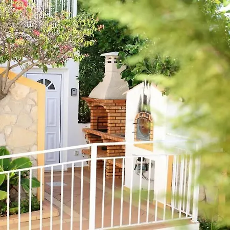 Juniper Fenced Pool Spacious House Ferienhaus Albufeira