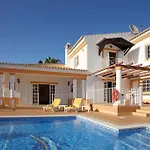 Juniper Fenced Pool Spacious House Villa *