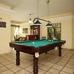 Villa Juniper Fenced Pool Spacious House Albufeira