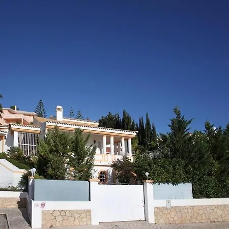 Juniper Fenced Pool Spacious House Albufeira