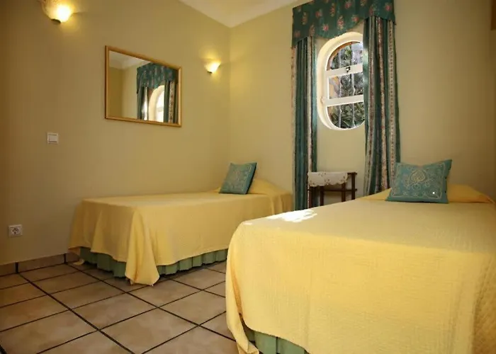 Juniper Fenced Pool Spacious House Casa de Férias *