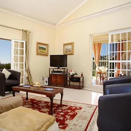 Juniper Fenced Pool Spacious House Dom wakacyjny