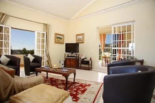 Semesterbostad Juniper Fenced Pool Spacious House Albufeira